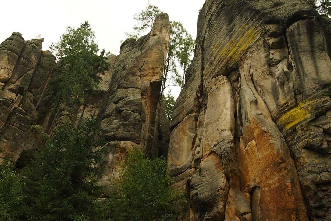 Et voluptates vitae expedita et eveniet quos repellendus quidem fugiat in